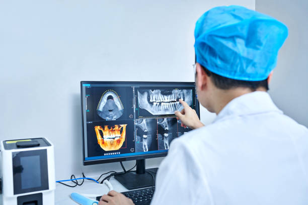 Best Emergency Dental Services for Seniors in Medulla, FL